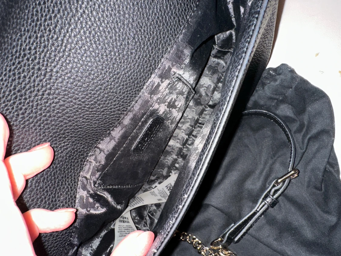 Svart axelväska från Karl Lagerfeld - 2