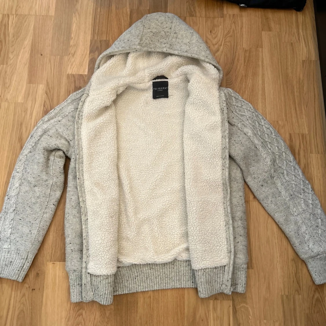 Stickad cardigan  - 1