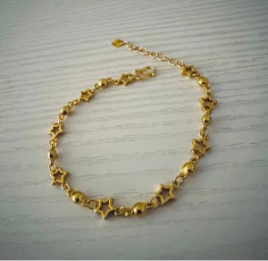 4 Ringar - 2 Armband ( Paket pris ) - Ej kombinera med andra erbjudande 