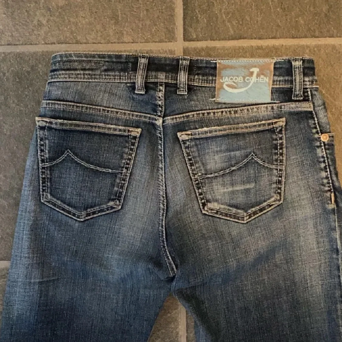 Blå jeans från Jacob Cohen, storlek 32 - 1