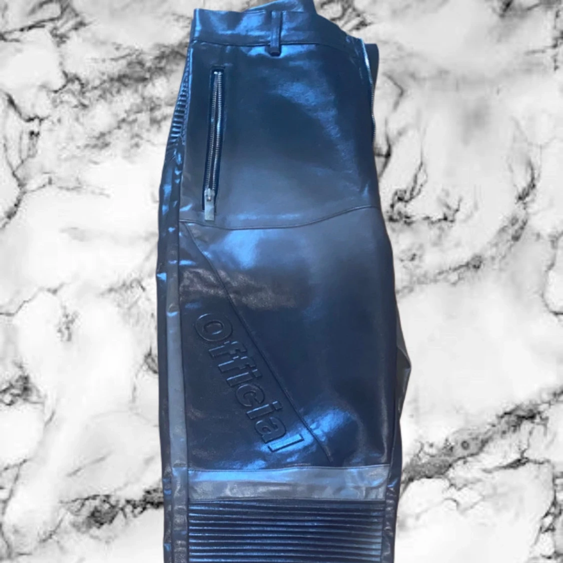 Svarta skinnbyxor med dragkedjor - 2