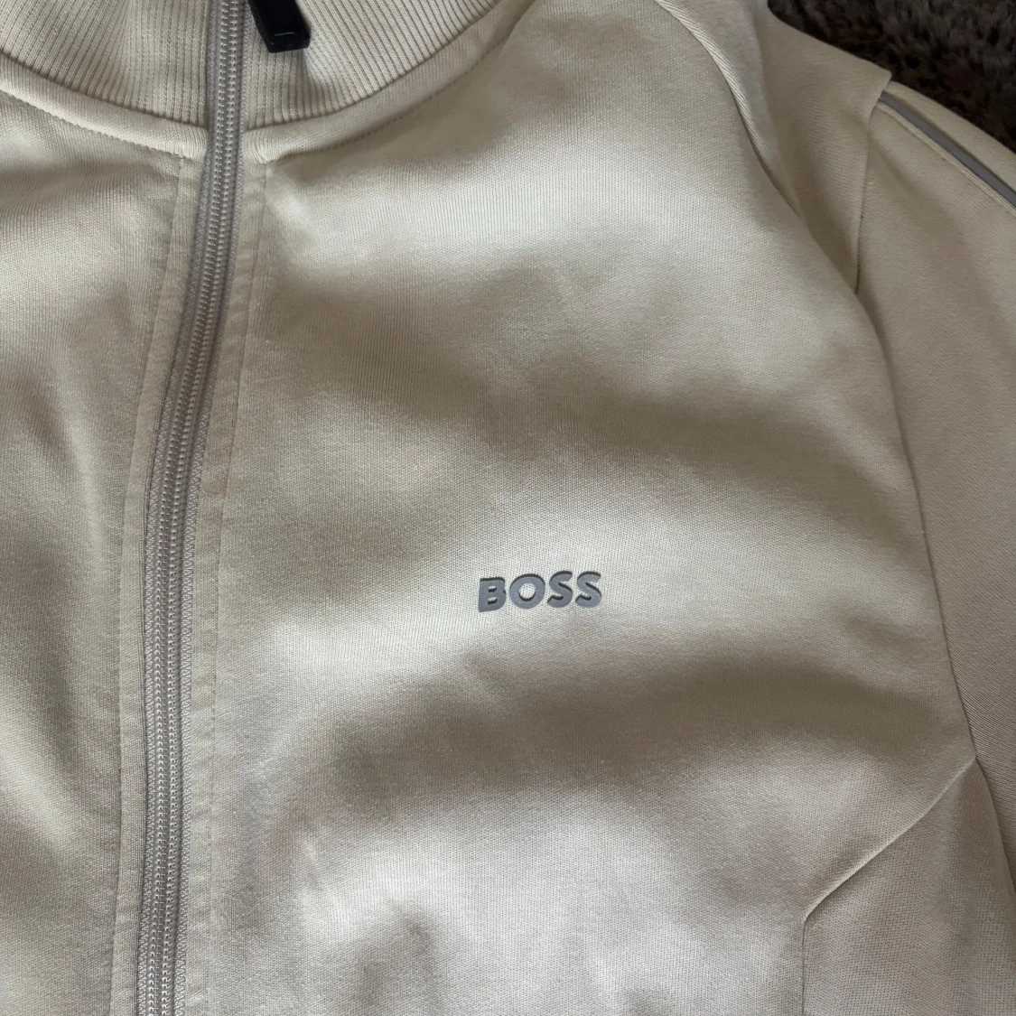 Beige ziptröja från BOSS - 1