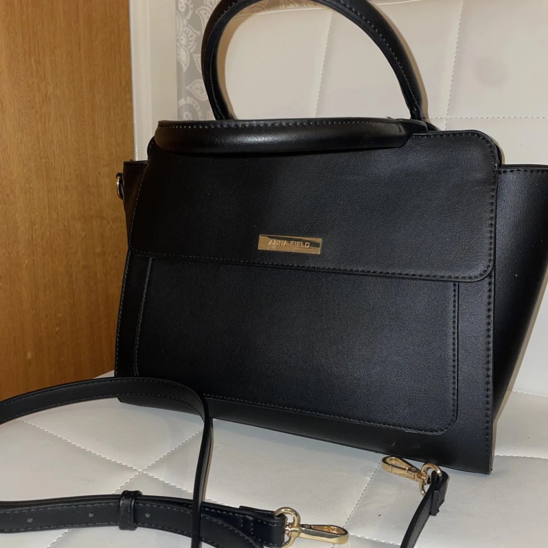 Anna Field väska