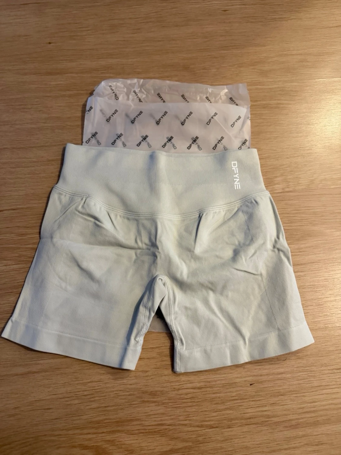 Dfyne shorts, different colors - 1