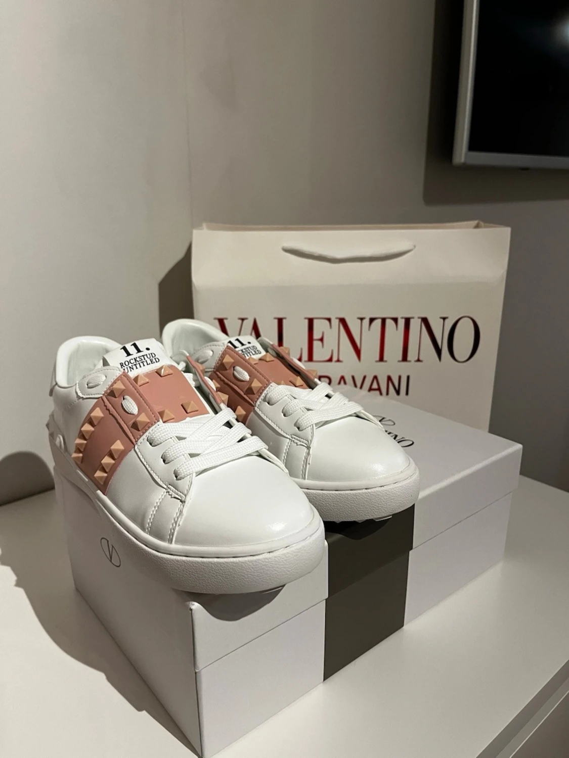 Valentino sneakers 