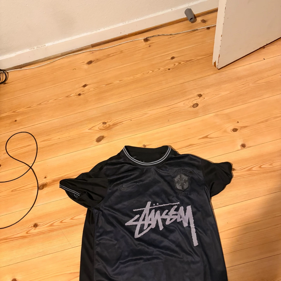 Svart Stüssy x Nike fotbollströja M