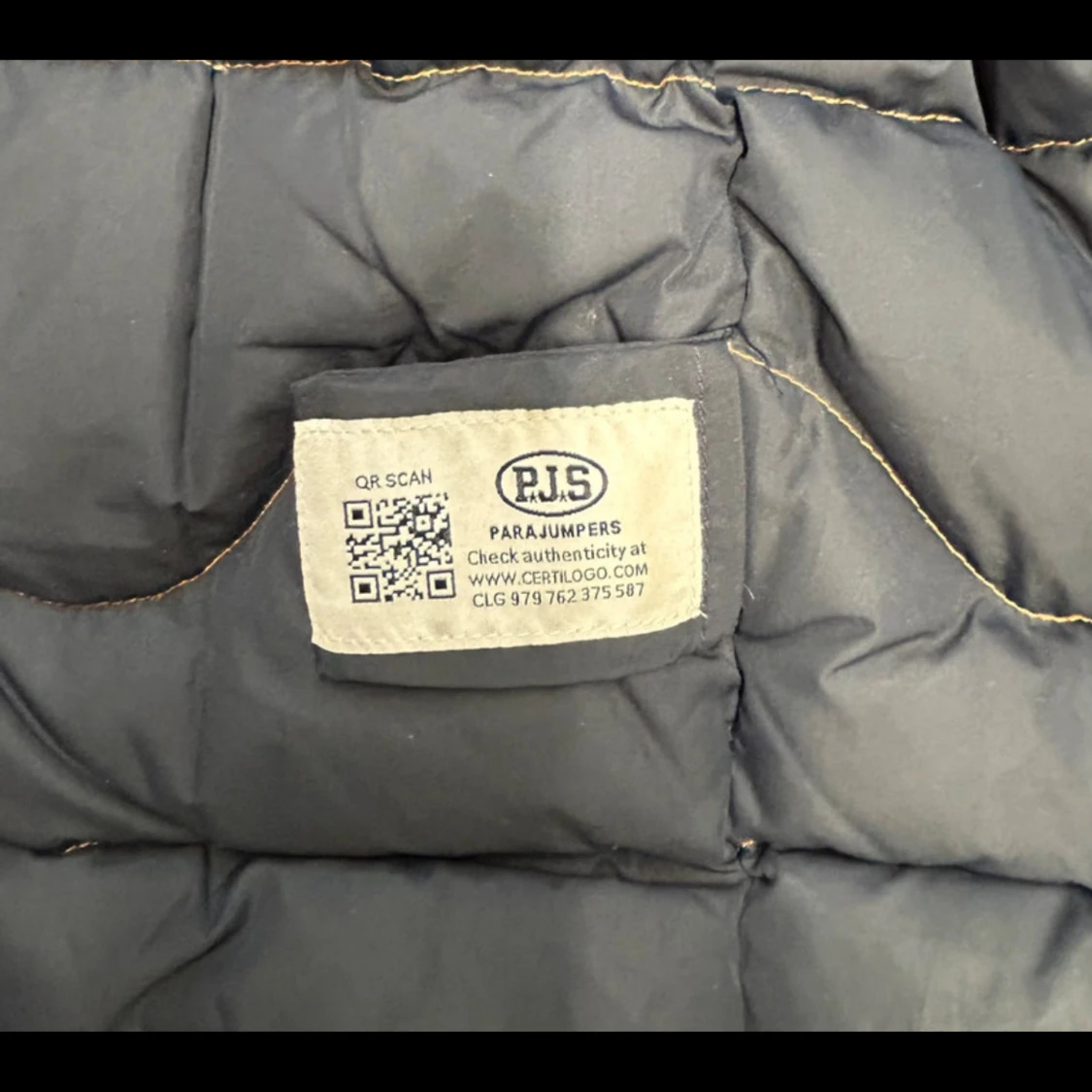 Mörkblå Parajumpers dunjacka med päls - 4