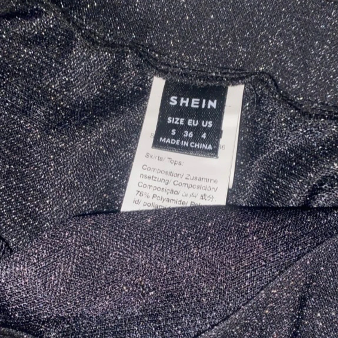 Glittrig svart långklänning från SHEIN - 3