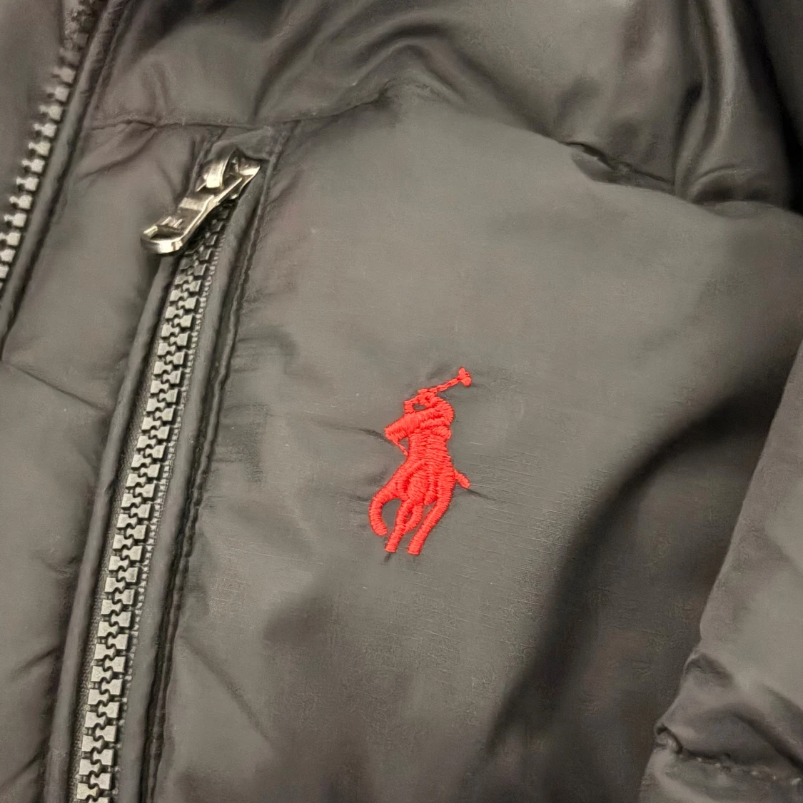 Svart pufferjacka från Polo Ralph Lauren - 2