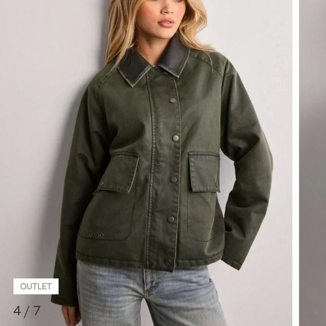 Grön quiltad jacka med kontrastkrage - 1