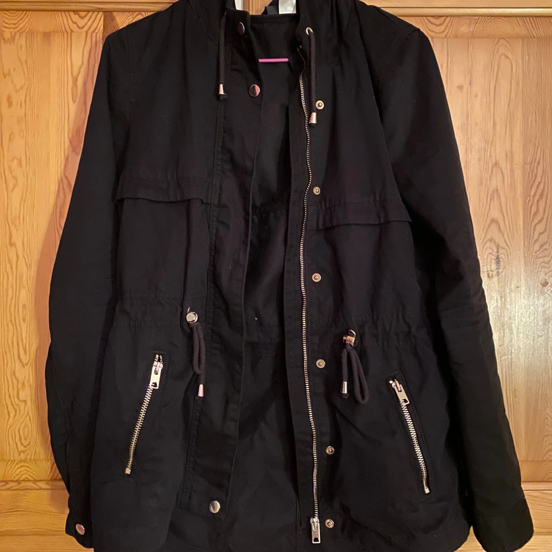 Svart parkajacka från H&M  - 2
