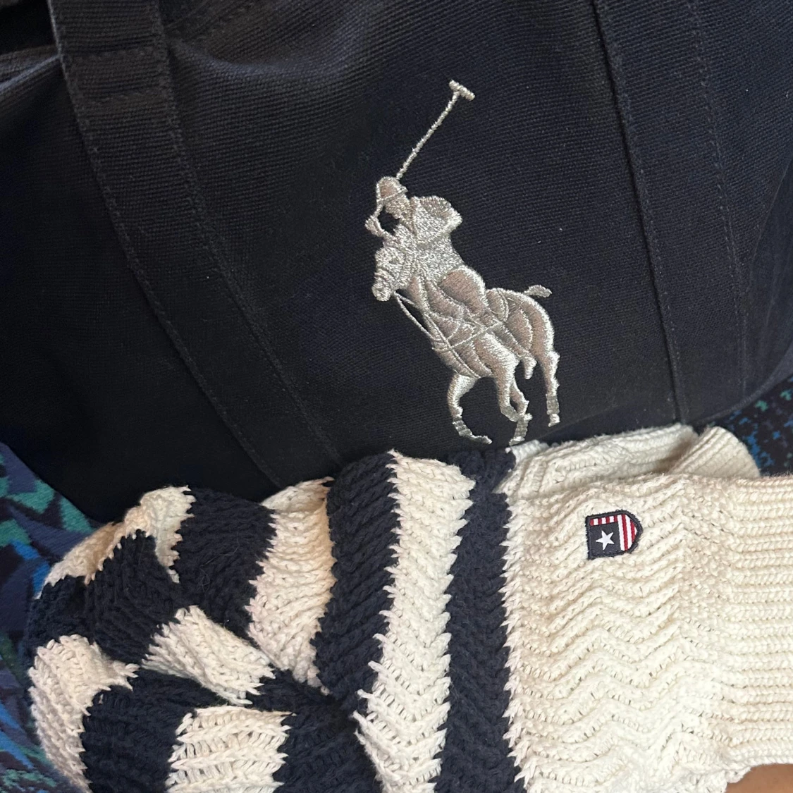 Randig stickad tröja från Bondelid