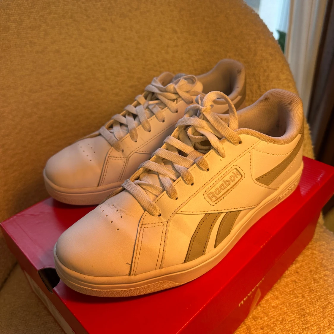 Reebok Court Retro vita sneakers storlek 38 - 1