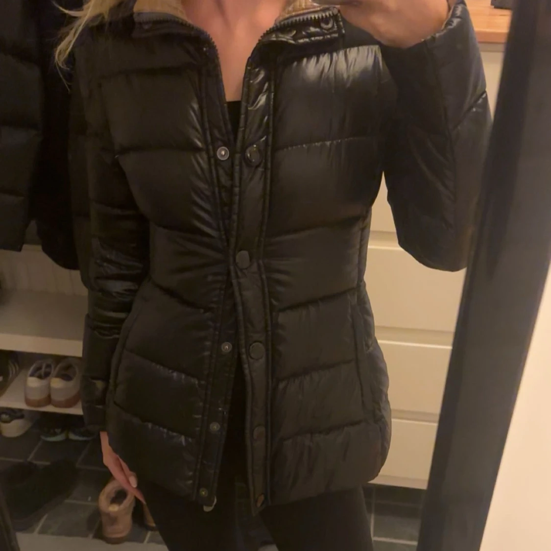 Svart dunjacka från Colmar - 1