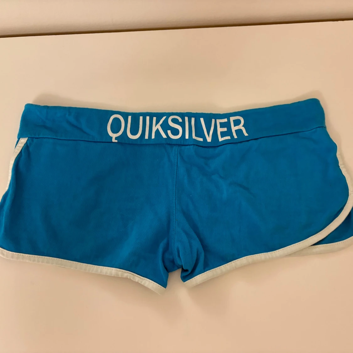 Quiksilver shorts - 1