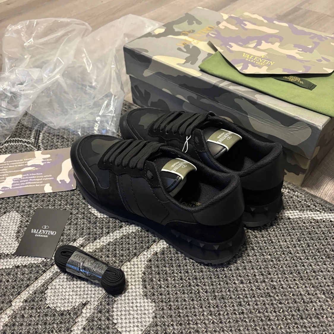 Valentino Garavani Rockrunner sneakers - 1