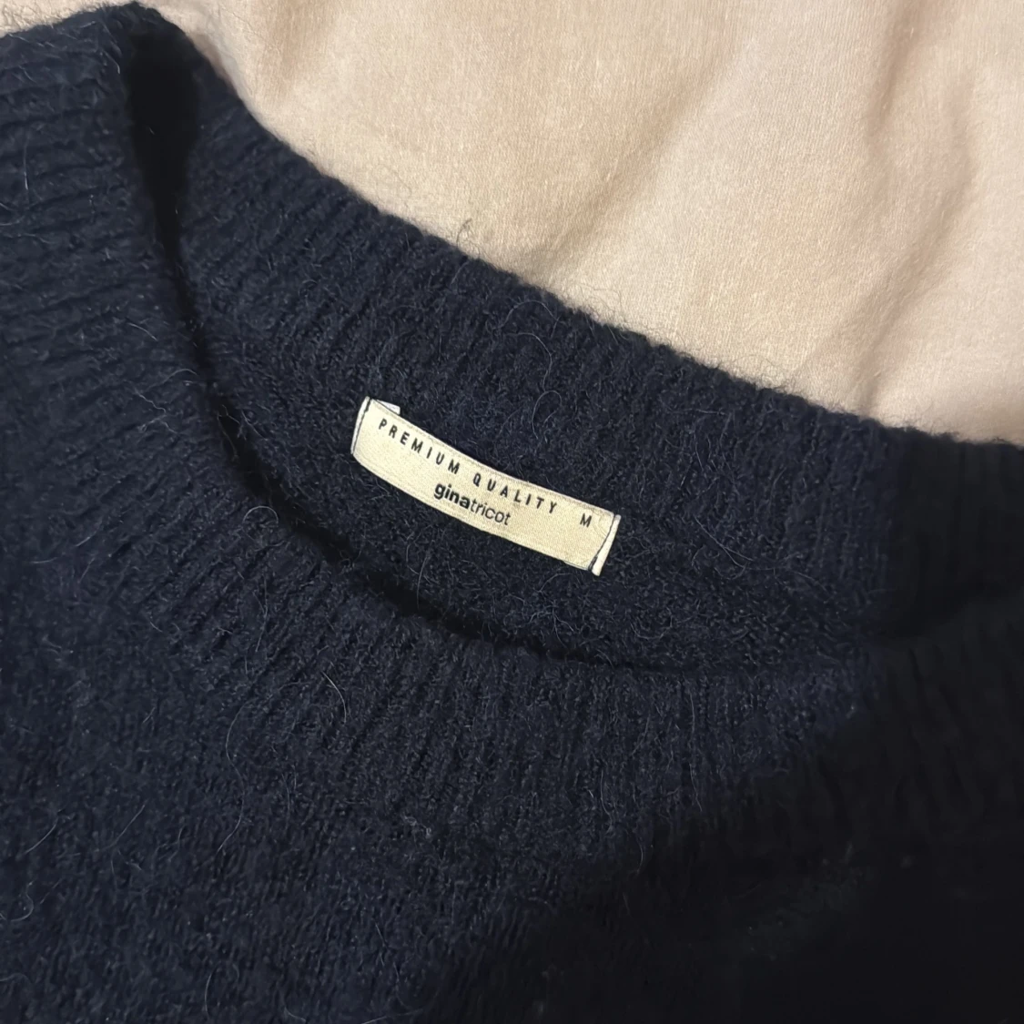 Mörkblå stickad tröja Gina Tricot - 1