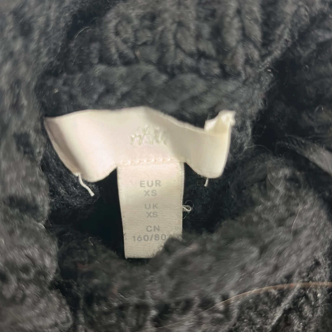 Svart stickad tröja från H&M XS - 1