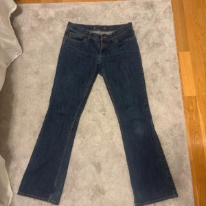 bootcut jeans blå - Används inte längre 