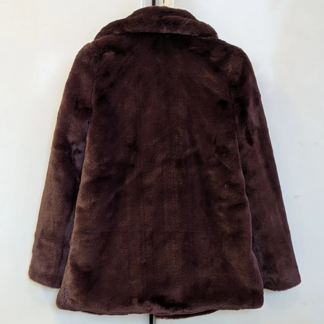 Burgundy / mörk lila fuskpälsjacka från H&M - 2