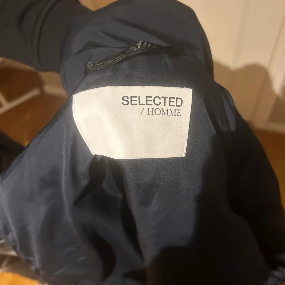 Mörkblå dunväst från Selected Homme - 3