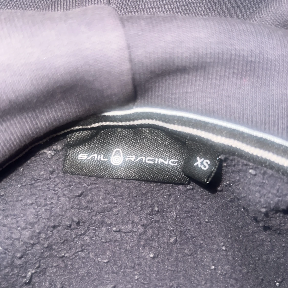 Svart hoodie från Sail Racing XS - 2