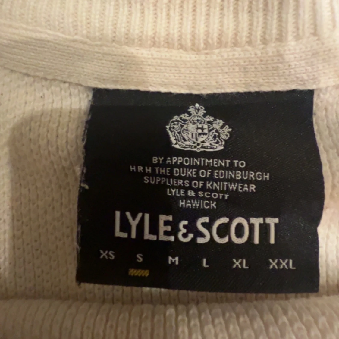 Vit stickad tröja från Lyle & Scott💓 - 2