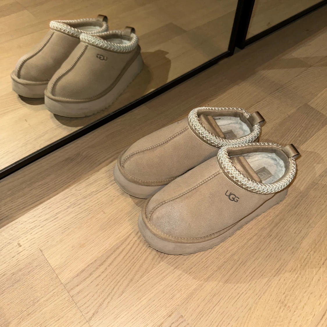UGG W TAZZ - beige 