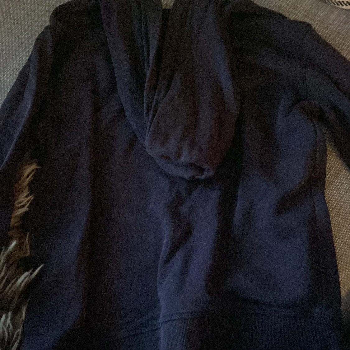 Marinblå hoodie från GANT - 2