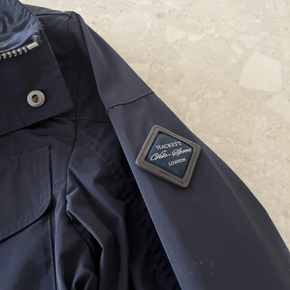Mörkblå fieldjacka från Hackett London - 3