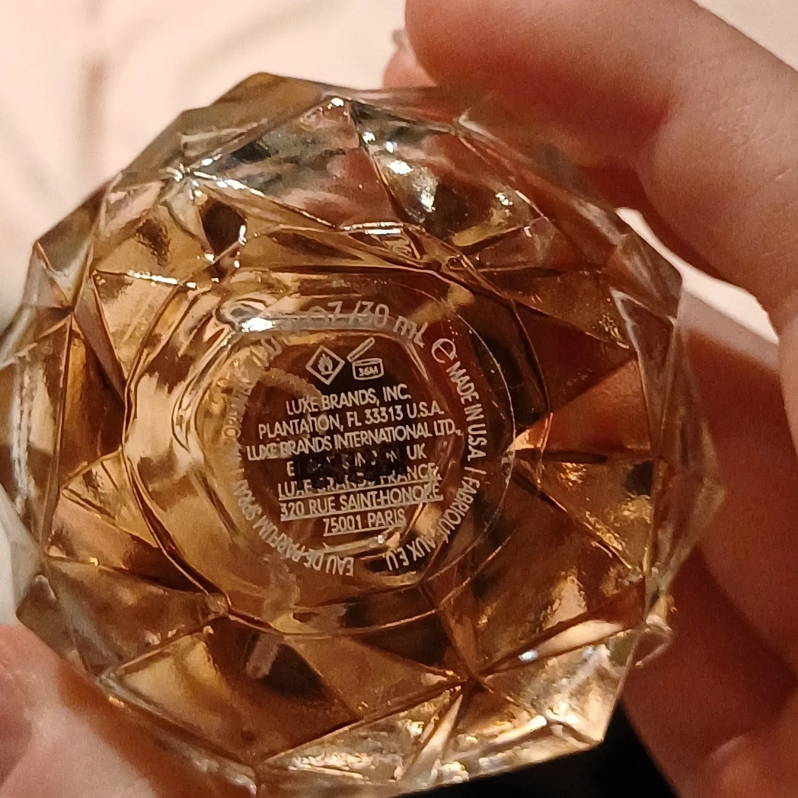 Ari by Ariana Grande Parfym 30ml - 2