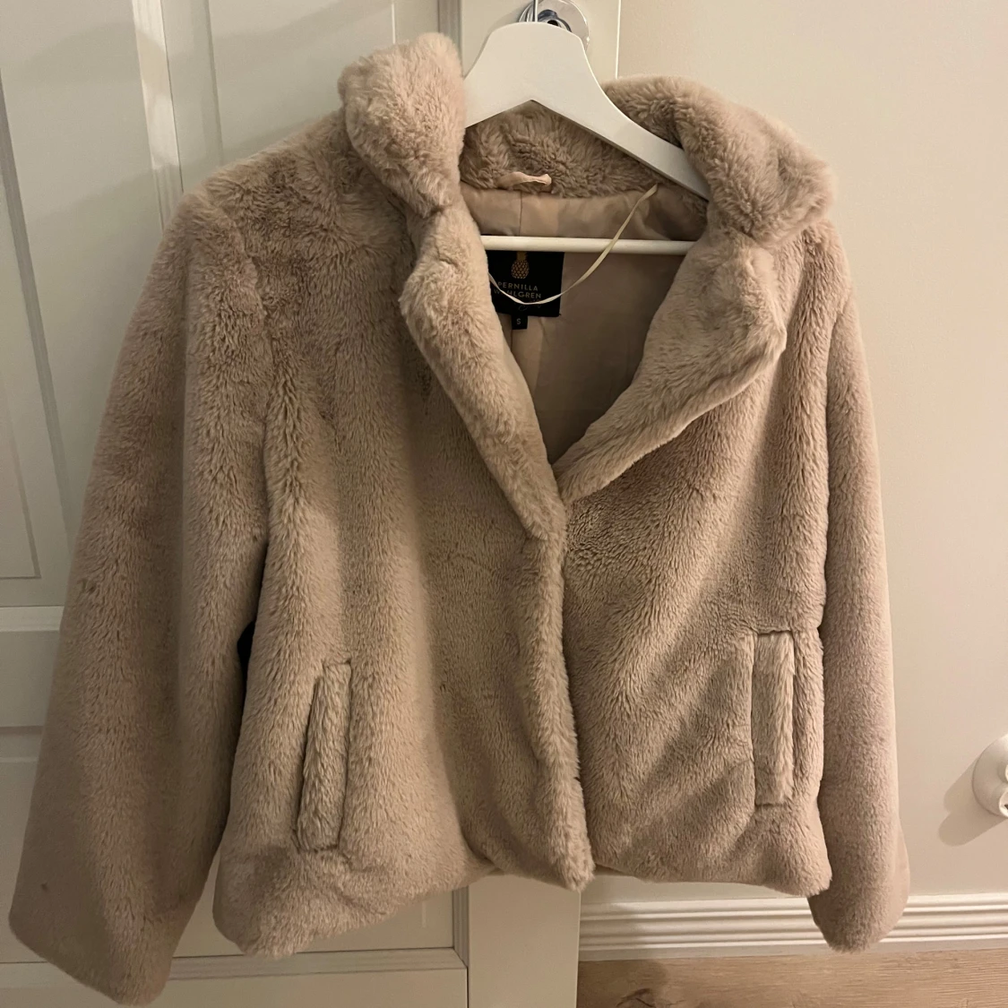 Beige teddyjacka - 1