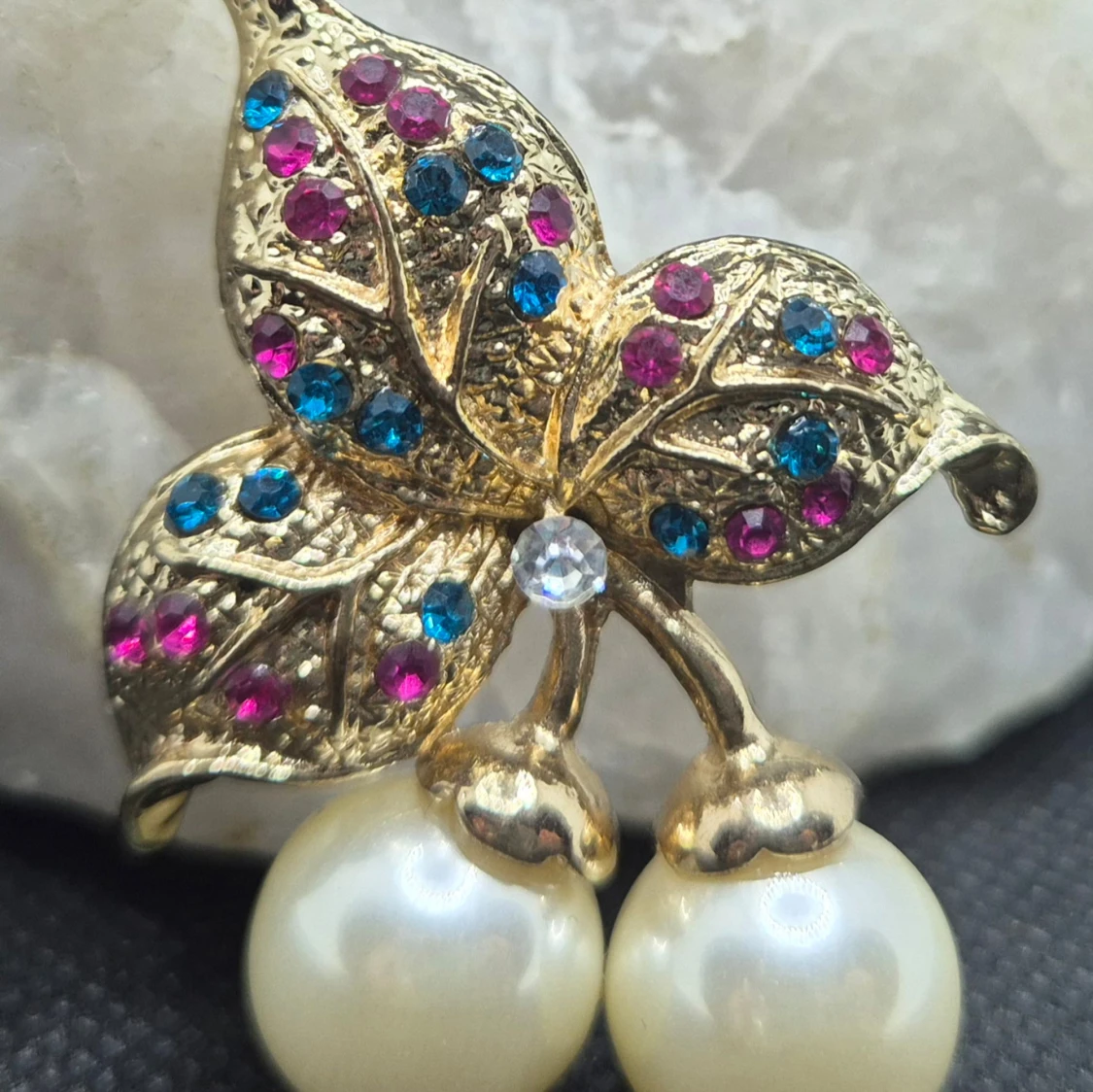 Brosch - Körsbär  - 1