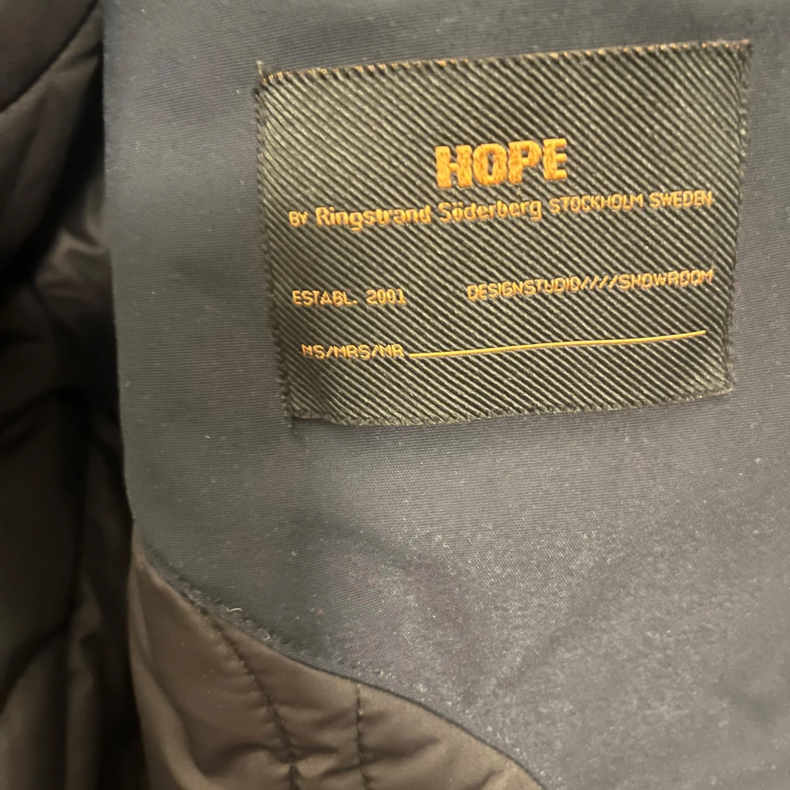 Svart parkajacka från Hope - 3