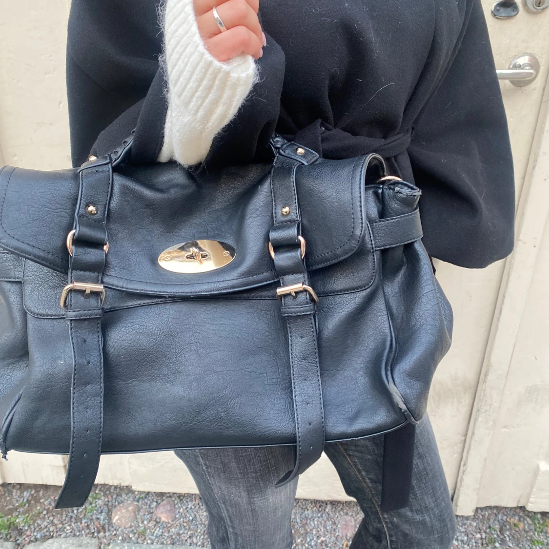 Svart väska  - 91