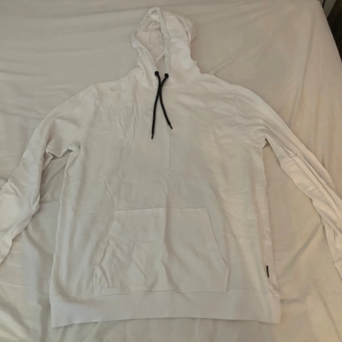 Vit hoodie från YOURTURN - 90