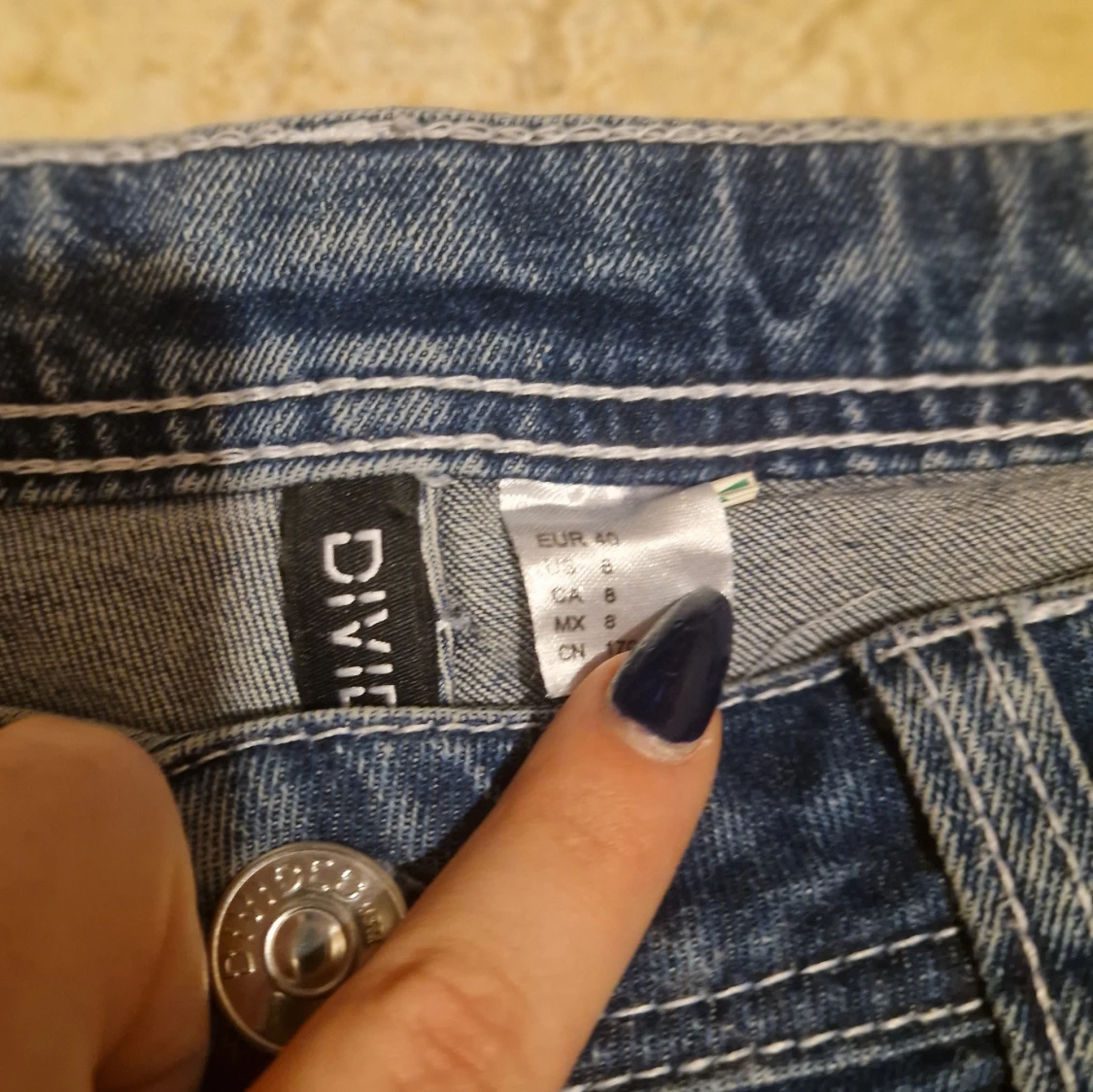 Blå bootcut jeans från Devided H&M - 91
