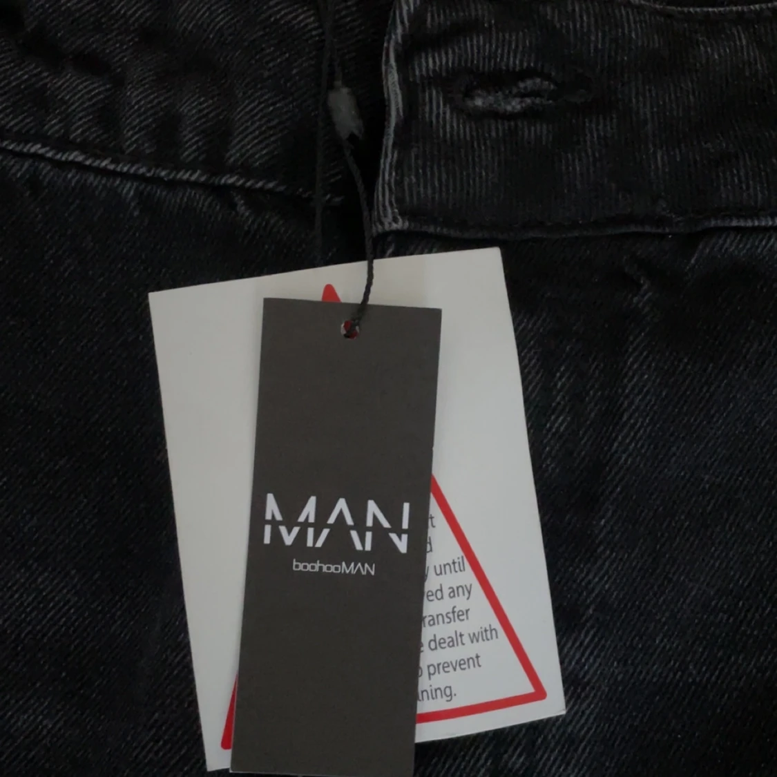 Svarta jeans från BoohooMAN Flare  - 93