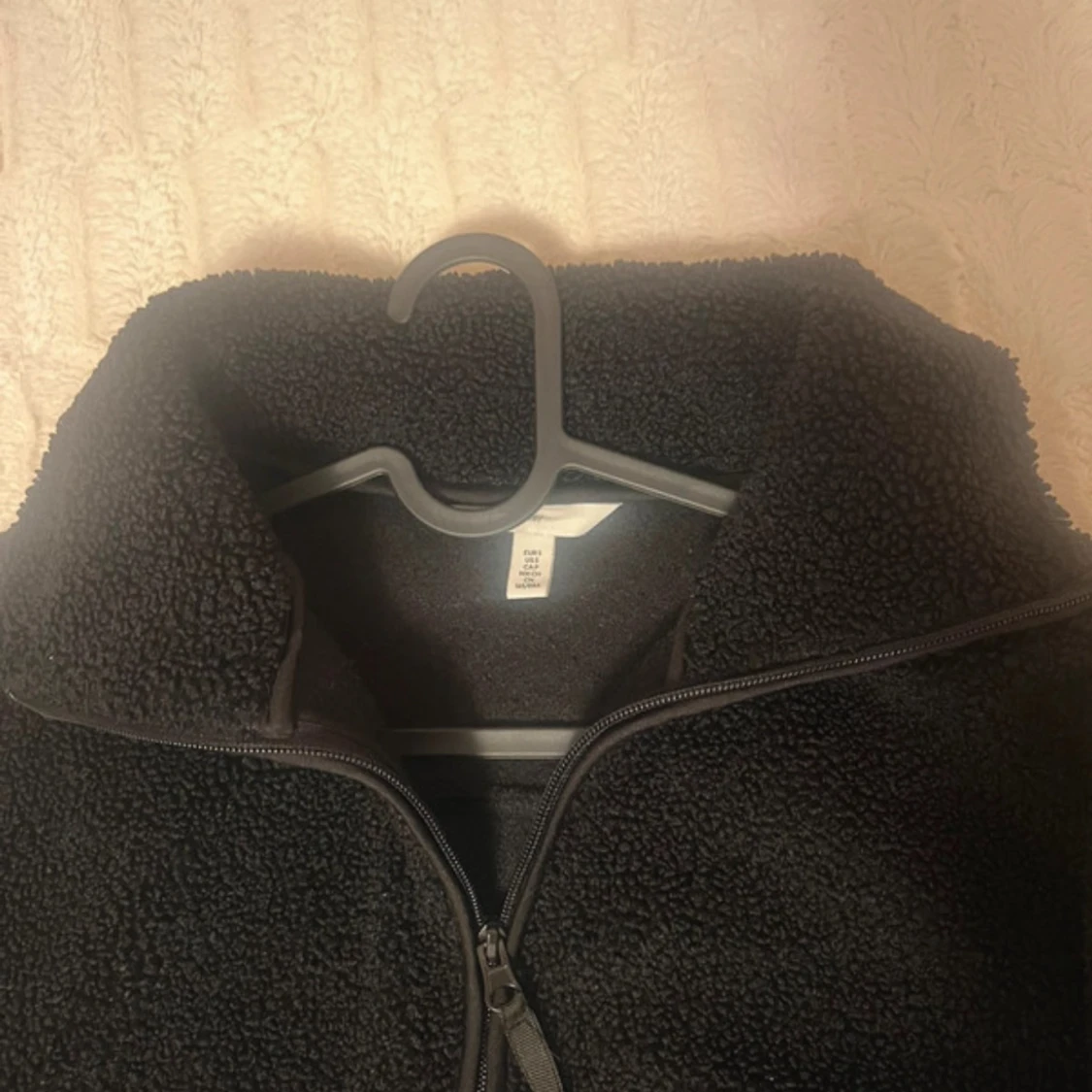 Svart teddyjacka / pilejacka  - 92