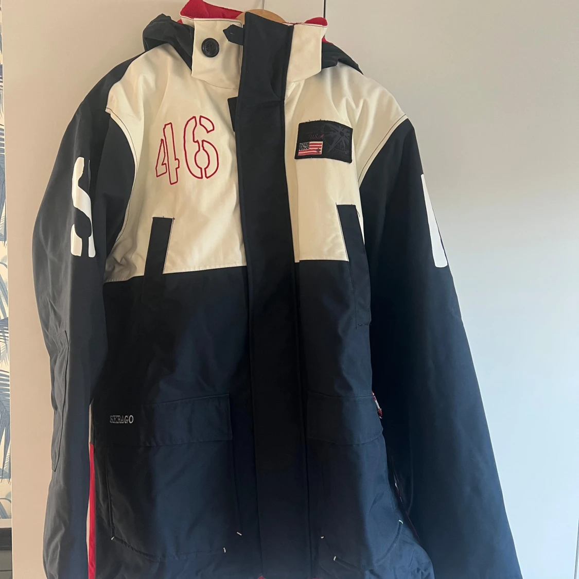 Svart och vit jacka från Sebago