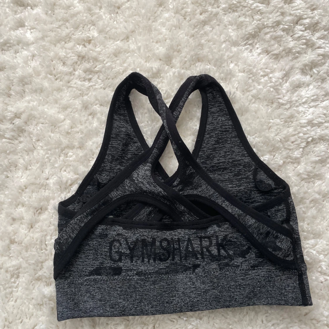 Grå camotopp från gymshark stl S - 1