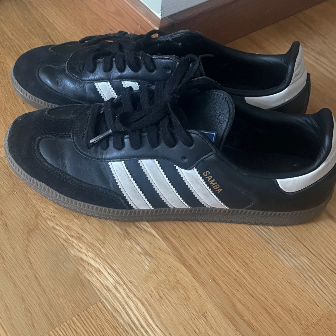 Svarta Adidas Samba sneakers