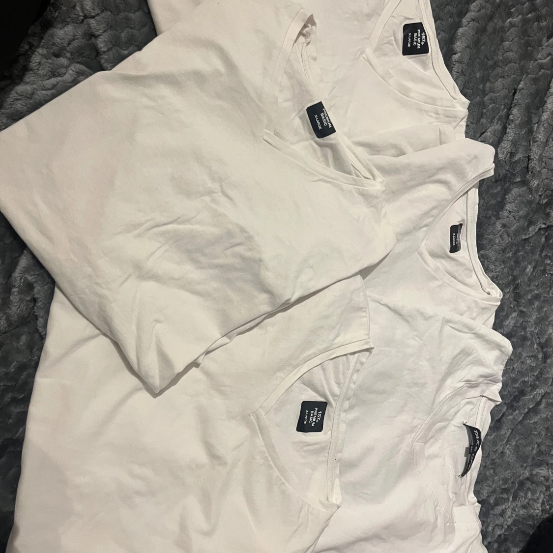 Vita t-shirts från H&M
