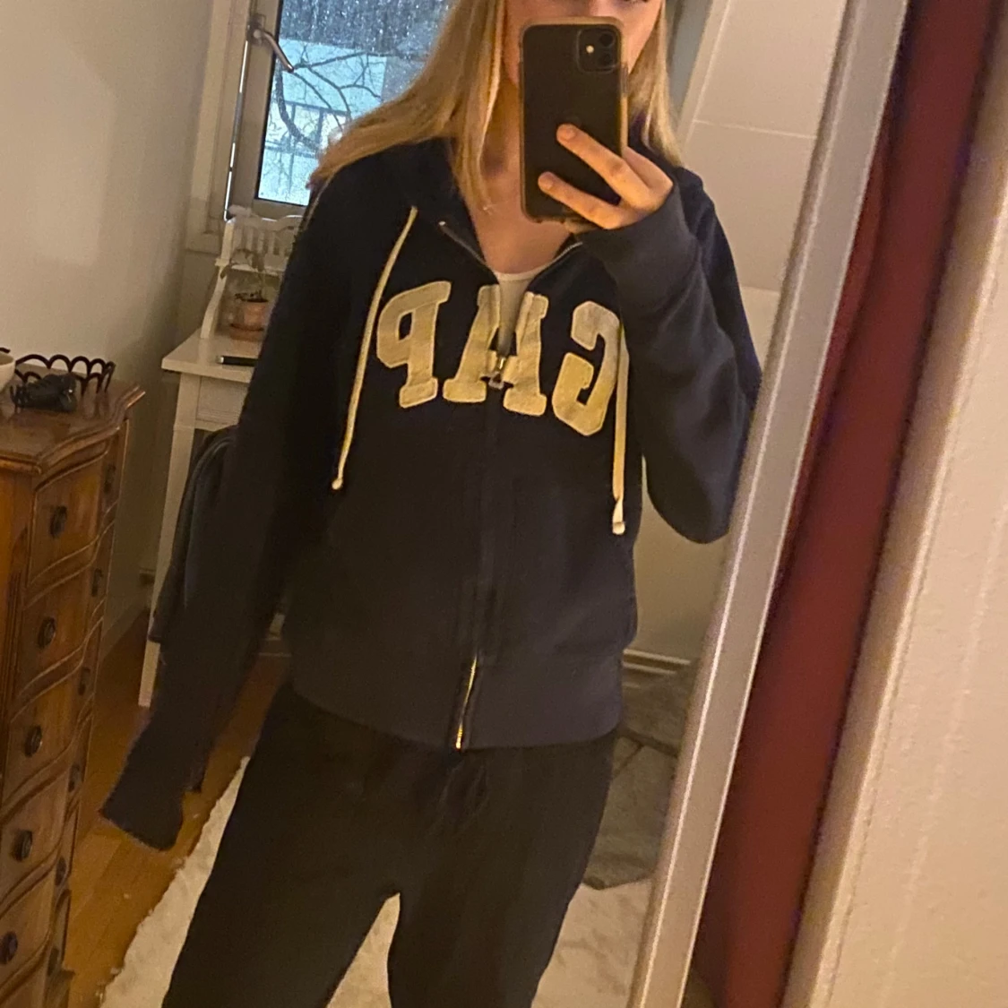 GAP hoodie - 90