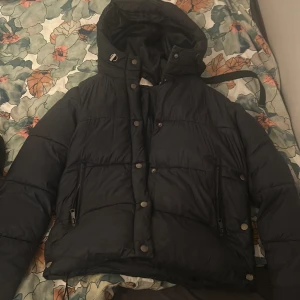 Dunjacka för vinter💘💘 - Säljer då den ej kommer till användning 💘