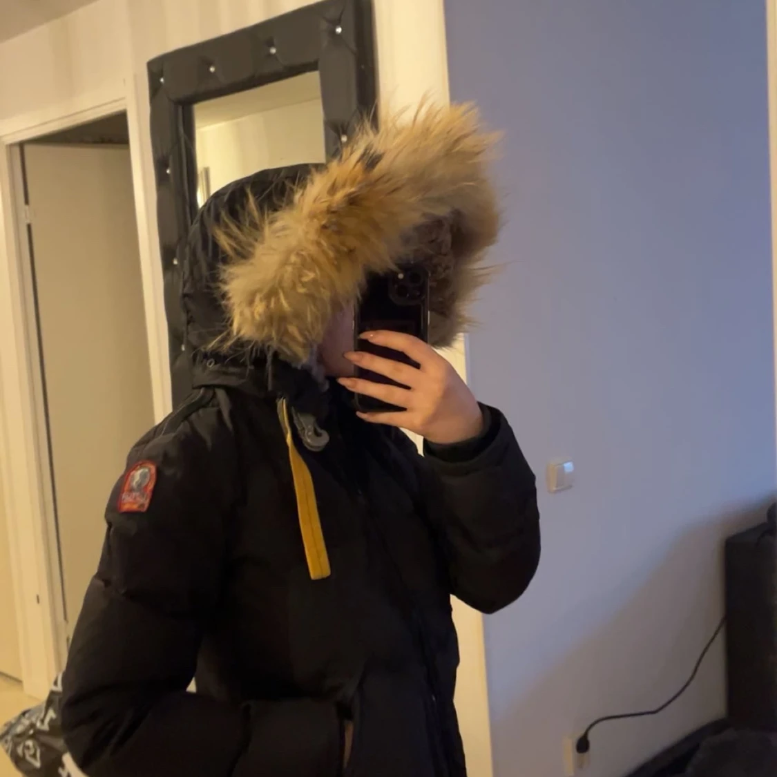 Svart dunjacka från Parajumpers - 90