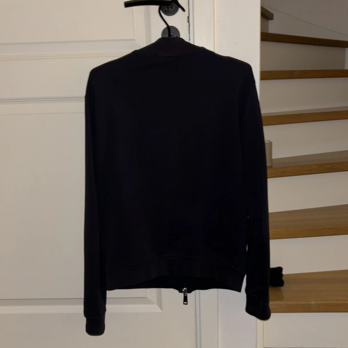 Mörkblå Armani Cardigan  - 91