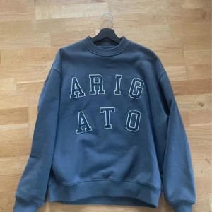 Axel Arigato Legend sweat tröja - Storlek M/S Bra skick Nypris 2000sek