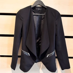 Kavaj - Använd fåtal gånger