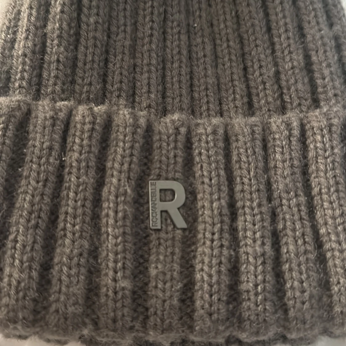 Rockandblue mössa med äkta päls - 90